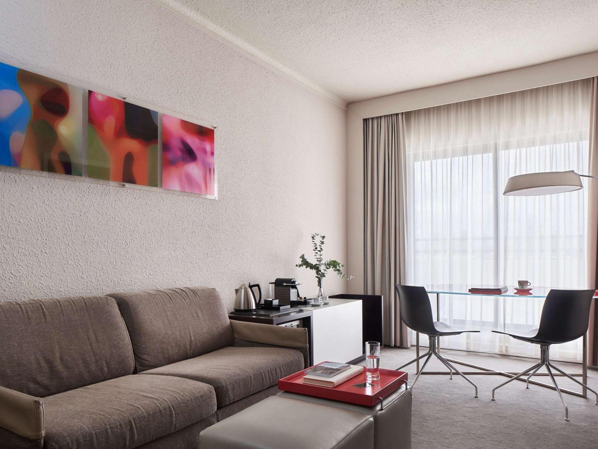 Novotel Atene Esterno foto
